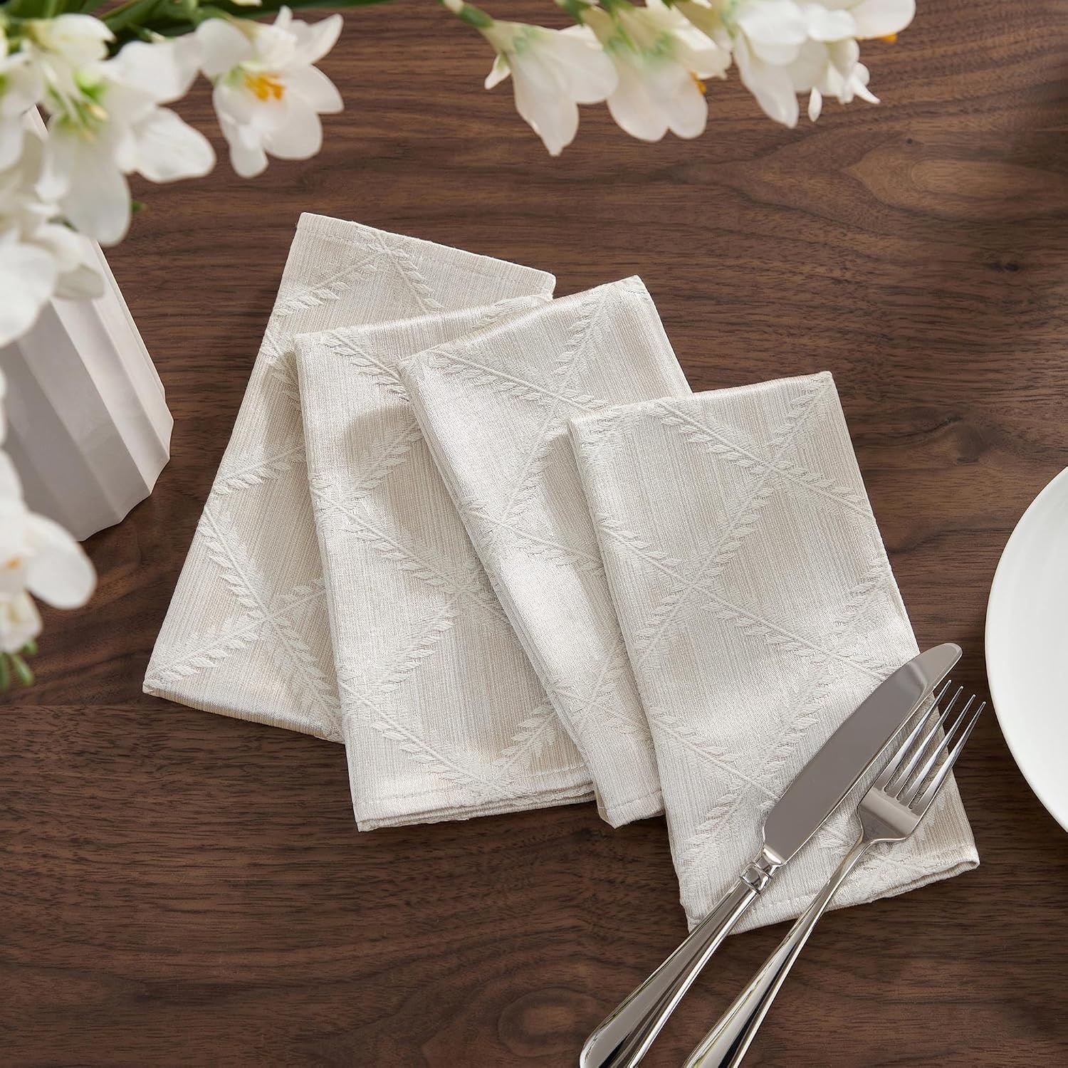 image:imageLenox Laurel Leaf Set of 4 Napkins WhitePlatinum